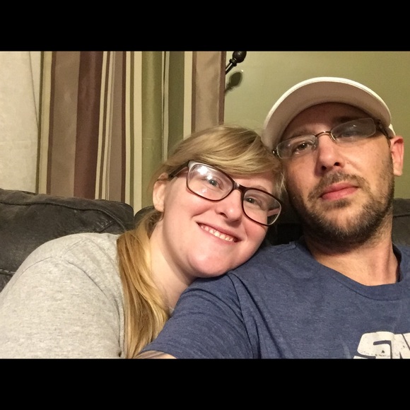 Meet your Posher, Christina - Picture 2 of 2